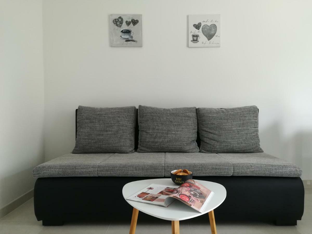 Apartman Ana 波拉特 外观 照片